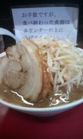 「ミニラーメン（ヤサイ・アブラ・カラメ）+巻チャア [650円+1」@蓮爾 登戸店の写真