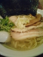 「特えんやらーめん（塩）」@らーめん えんや ラーメンスクエアの写真