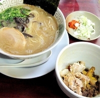 「らーめん+魚の辛そぼろ+カレー（グレードアップVer）  + 替」@博多長浜らーめん 楓神の写真