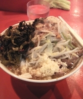 「小ラーメン+高菜」@ラーメン二郎 府中店の写真