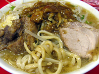 「小+カレー（ニンニク）@700+50」@ラーメン 学の写真