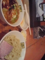 「辛辛濃菜つけ麺 中盛辛さ控目 880 チーズ50 生卵50 計9」@濃菜麺 井の庄の写真