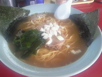 「前ヶ崎ラーメン（あっさり派の昔なつかしラーメン。11:00より限」@ラーメンショップ 前ヶ崎店の写真