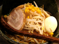 「特みそらーめん（900円）」@らーめんダイニング ど・みそ 京橋本店の写真