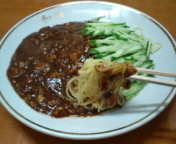 「ジャージャン麺680円+生ビール500円」@中国料理 一品香の写真