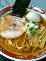 「味玉ラーメン（800円）」@ラーメン専門 くぼ田の写真