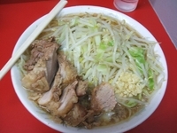 「大豚+ニンニク」@ラーメン二郎 西台駅前店の写真