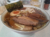 「中華そば+半熟味玉+白ネギ」@春木屋 めんめんの写真