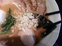 「豚醤油+チャーシュー+味玉（980円）」@サトー通の写真