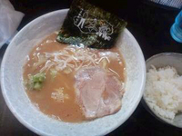 「ラー麺+無料ライス」@極濃麺家初代 一本氣の写真