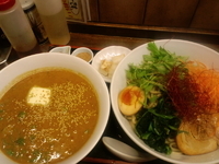 「幻のカレーつけ麺（〆のライス付き） 1000円（限定5食）」@丸直の写真
