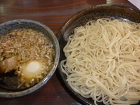 「醤油つけ麺・平打ち麺（750円）大盛（50円）」@らーめん 三福の写真