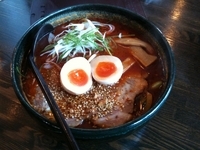 「辛らぁめん（醤油）」@らぁめん銀波露 札幌月寒店の写真