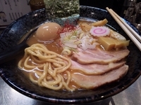 「四代目らーめん・バラチャーシュー・味玉【1200円】」@四代目 けいすけの写真