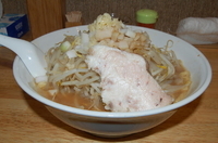 「新天地ラーメン大+野菜+豚」@ラーメン新天地の写真