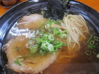 「ラーメン（700円）+味付玉子（100円）」@支那そばや つくば店の写真