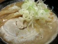 「豚骨みそラーメン（200円引きで580円）+サービスライス」@麺厨房 豪快家 大森店の写真