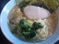 「らーめん650円 メンカタ」@横浜ラーメン 武蔵家 三鷹店の写真