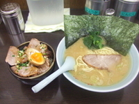 「ラーメン+たまチャ丼」@人形町らーめん いなせの写真