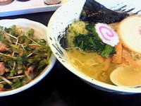 「塩ラーメン+ピリ辛チャーシュー丼 ￥750（ランチセット）」@函館ラーメン 汐星の写真