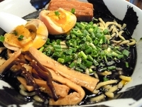 「黒武骨味玉ら～麺（850円）」@麺屋武蔵 武骨の写真