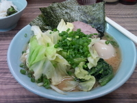 「全部入りラーメン（中）」@横浜家系ラーメン武蔵家 松戸店の写真