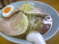「半チャーシュー麺+小ライス」@新発田ラーメン 蔦家の写真