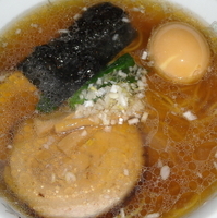 「特製醤油らぁめん750円 味玉100円」@らぁめんの店 小櫻の写真