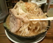 「邪苦味噌豚マシ（野菜・ニンニク）880円」@本格中華そば 檜庵 上野店の写真