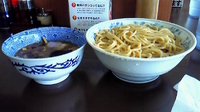 「つけ麺大盛り+半肉盛り」@次念序の写真
