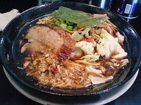 「焦がし醤油ラーメン（軍鶏）大￥850」@麺家 うえだの写真