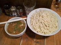 「つけめん特盛り豚増し」@基 motoiの写真