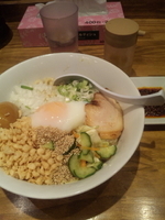 「冷やし汁なし塩そば」@つけめん桜坂の写真