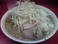 「ラーメン（ニンニク少し、野菜）」@ラーメン二郎 西台駅前店の写真