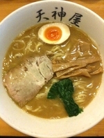 「醤油ラーメン」@秋葉原ラーメン 天神屋 秋葉原本店の写真