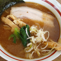 「豚骨醤油ラーメン 630円」@麺処 はつがいの写真