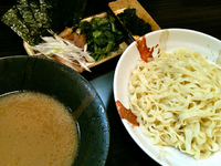 「豚骨和出汁つけ麺（大盛250g）」@麺屋 優創の写真