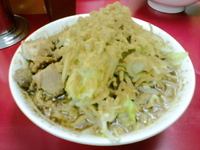 「ラーメン700円（ニンニク）+魚粉80円」」@モッコリ豚の写真