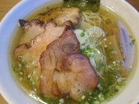 「煮干蕎麦（塩）（細麺）（730円）+チャーシュー2枚（200円）」@喜乃壺の写真