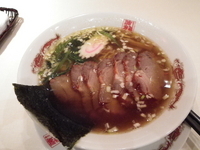 「チャーシューそば+三味食べくらべ餃子」@野毛の中華食堂 濱龍の写真