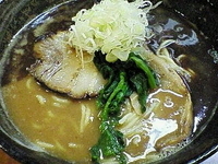 「豚骨魚介ら～めん（大盛） 680円」@麺匠 八つ葉 ラーメン劇場の写真