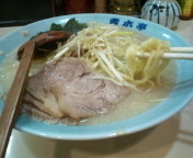 「定番（醤油・並）900円」@ラーメン青木亭 西新井店の写真