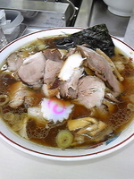 「チャーシュー麺大盛り+チャーシュー100円」@青島食堂 秋葉原店の写真