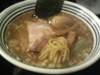 「醤油らーめん（サービス麺大盛+特別サービス味玉）」@麺喰屋 澤 水天宮本店の写真