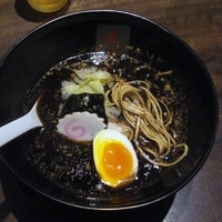 「焦がし味噌（ハーフ麺） 580円」@博多 五行の写真