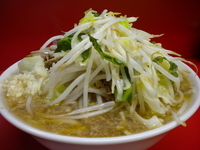 「小ラーメン 650円（ヤサイ・ニンニク）」@ラーメン二郎 西台駅前店の写真