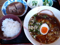 「角煮定食」@ラーメン本舗 まんだら屋の写真