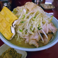 「大ブタラーメン 900円 + 和っカレー 100円 + エスキモ」@ラーメン二郎 相模大野店の写真