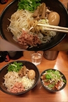 「まぜそば+豚キムチ小丼」@すーぷ道 連の写真