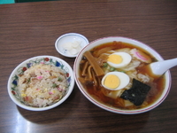 「ラ-メン+半チャ-ハン」@多万里食堂の写真